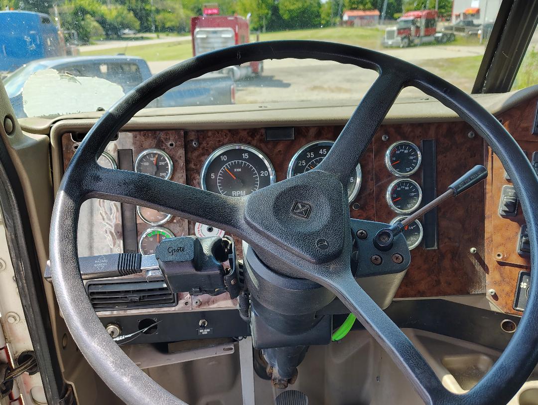 2007 INTERNATIONAL 9400i - Image 22